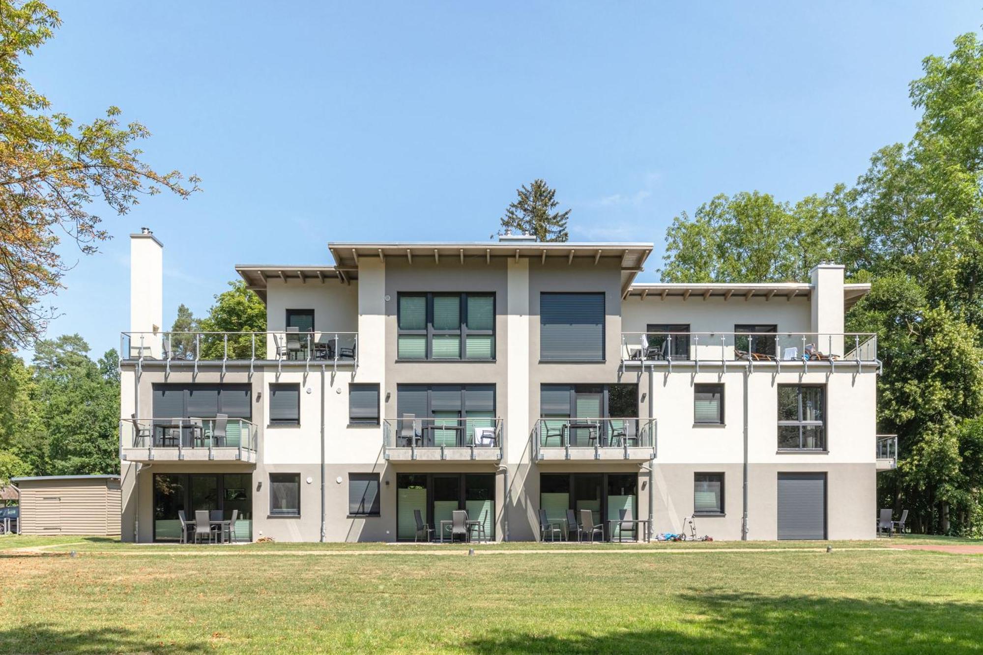 Gluecksraum - Modernes Apartment Mit Panoramablick, Kamin & Wohlfuehlambiente Krakow am See Exterior photo